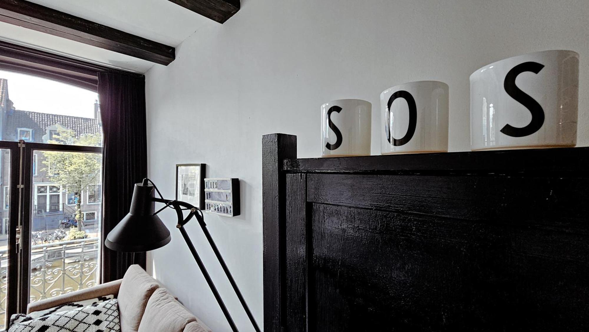 The Black Beauty Private Studio With Canal View From 1799 Amesterdão Exterior foto